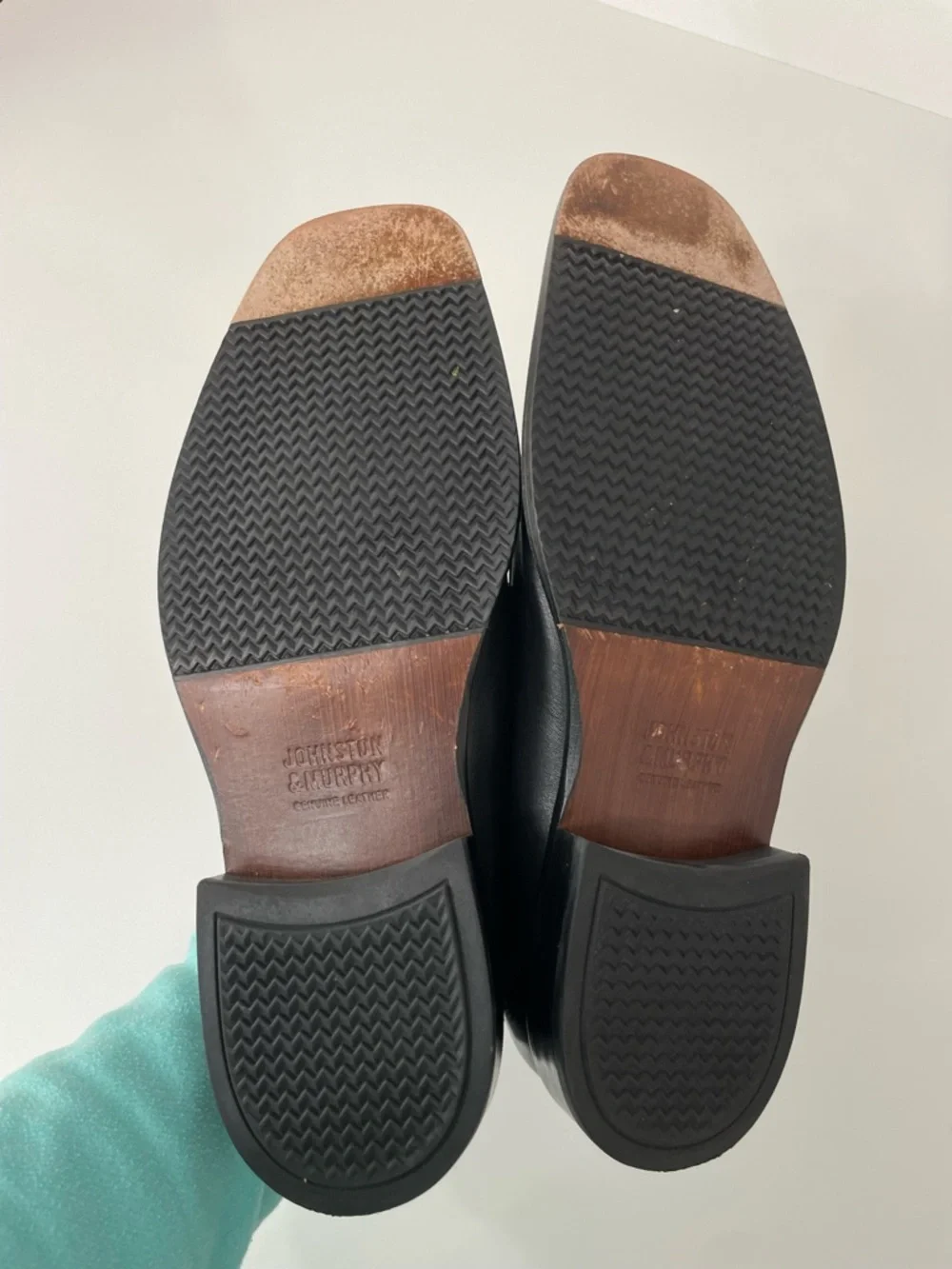 Johnston & Murphy classic black